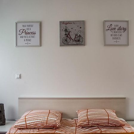 Lakeside Jarun Apartment Загреб Стая снимка